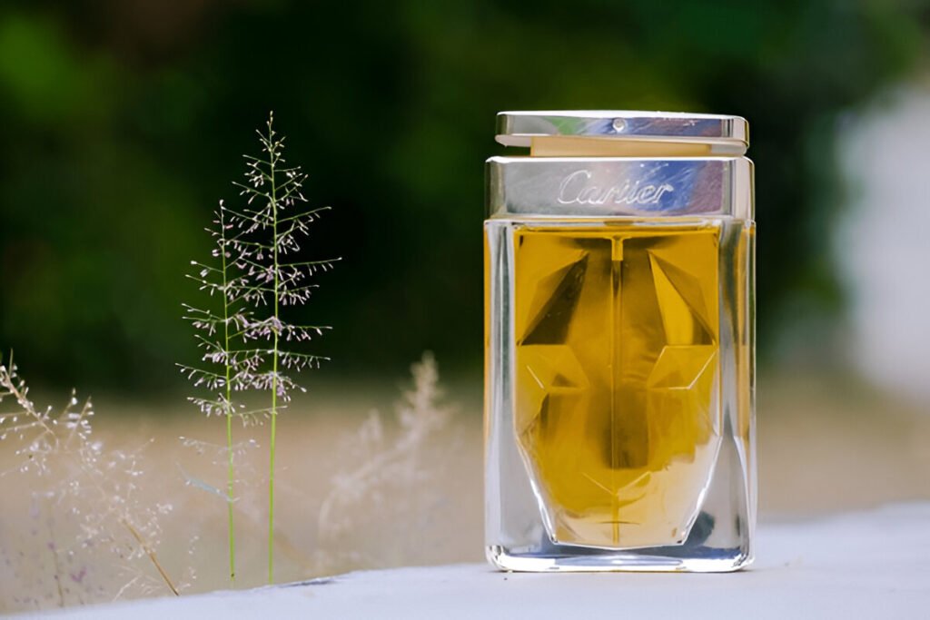 عطر كارتير نسائي