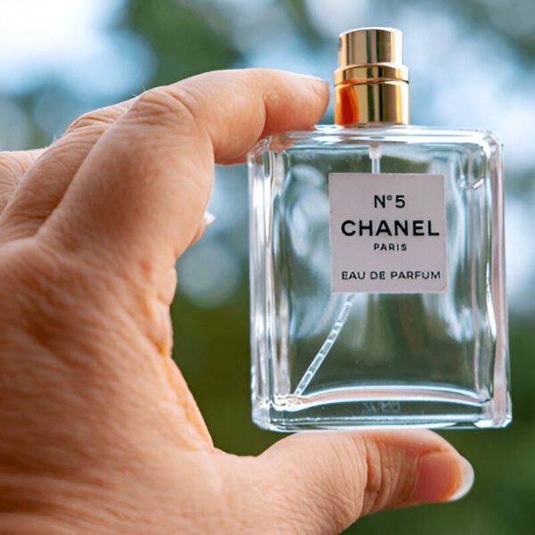 عطر شانيل نسائي