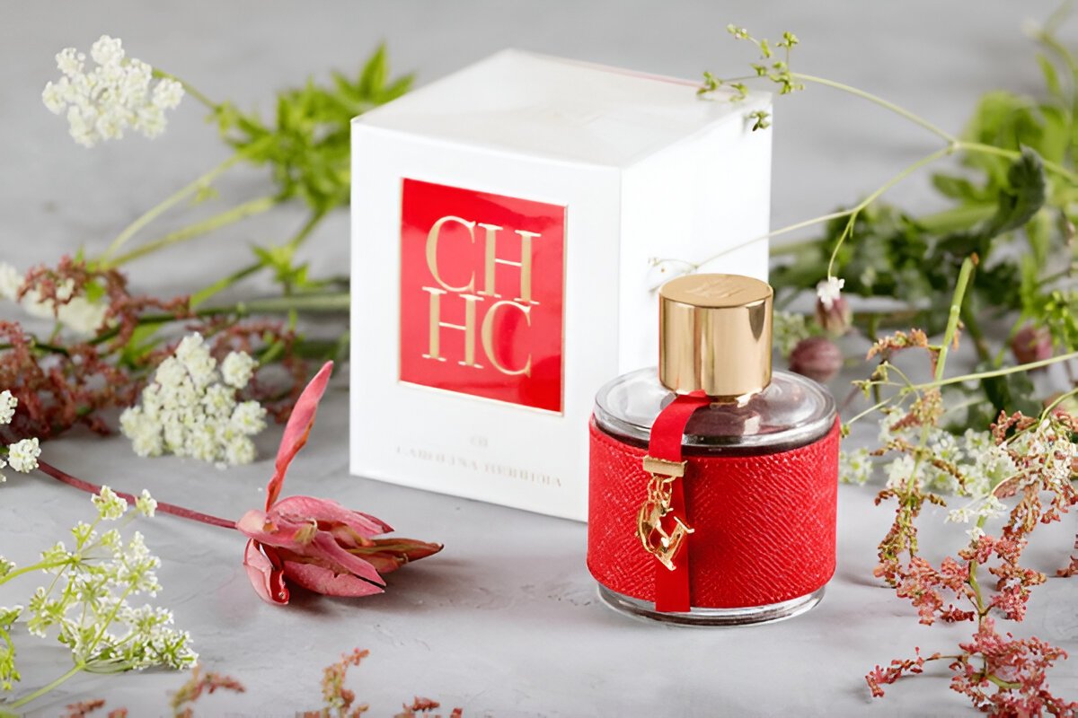 عطر سي اتش نسائي